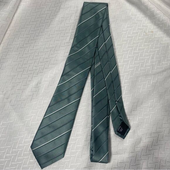 Alfani Green Striped Men's Tie - Picture 2 of 4